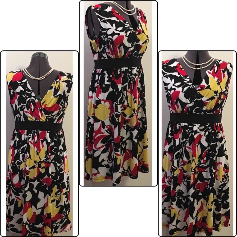 ✨3for$12 Madison Black and Red Faux Wrap Dress